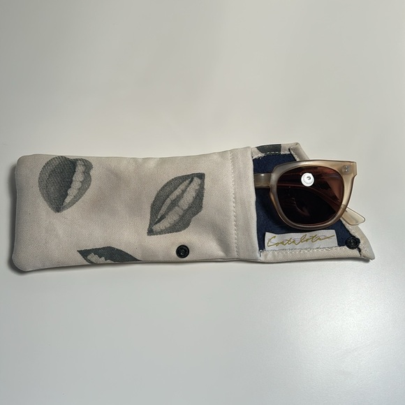 EUC Costalots Unisex Cousins Shades Sunglasses - Picture 11 of 12